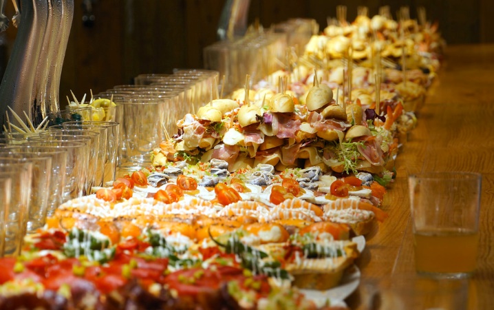 14. Se régaler de pintxos à Poble Sec