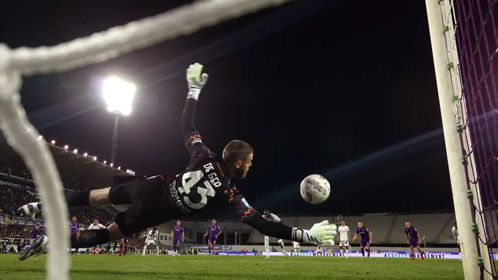 David de Gea arrête un pénalty lors du match contre le Milan