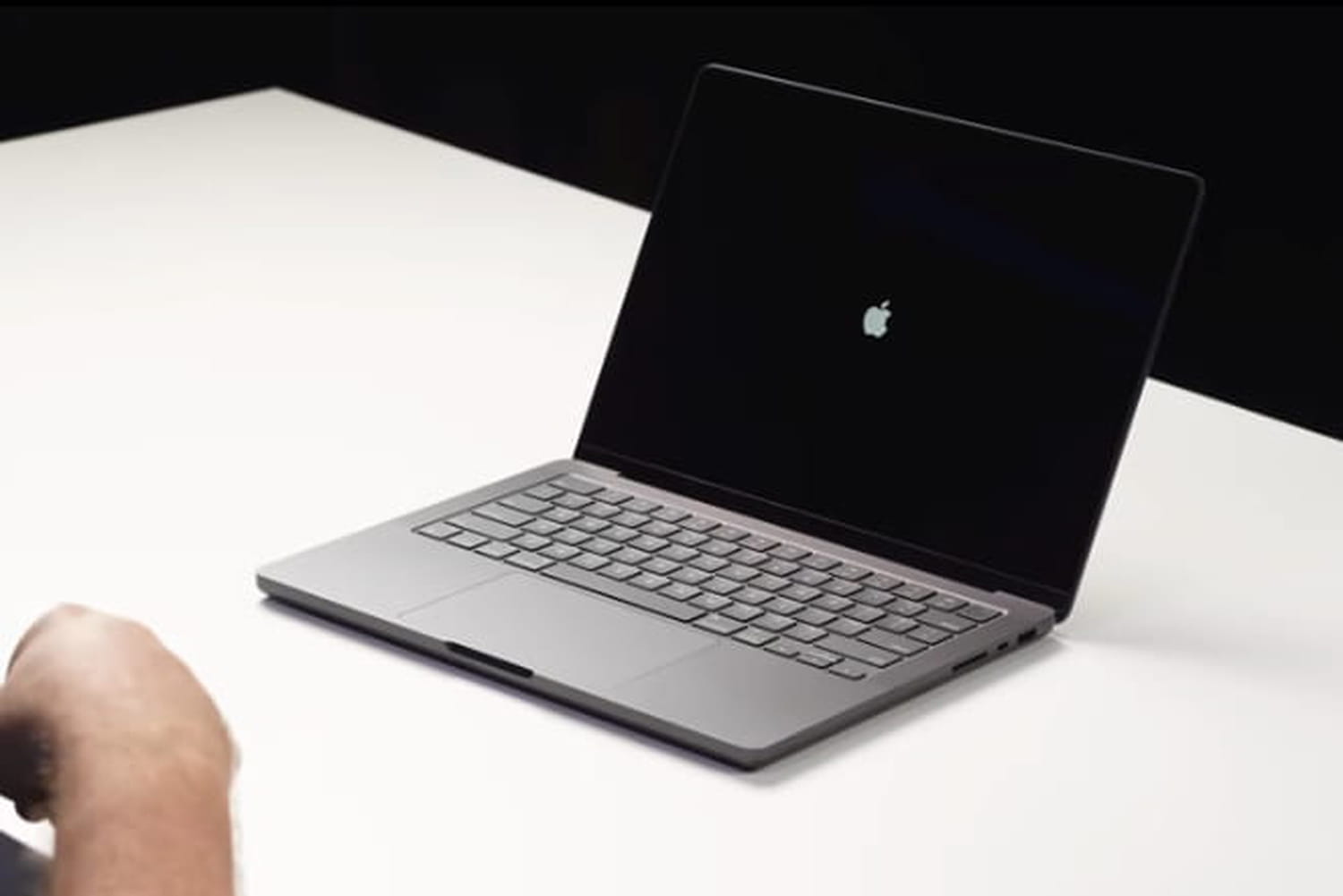 MacBook Pro M4
