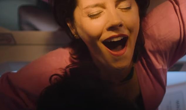 Beattie Johnson après sa rencontre avec Rupert Campbell-Black sur Concorde