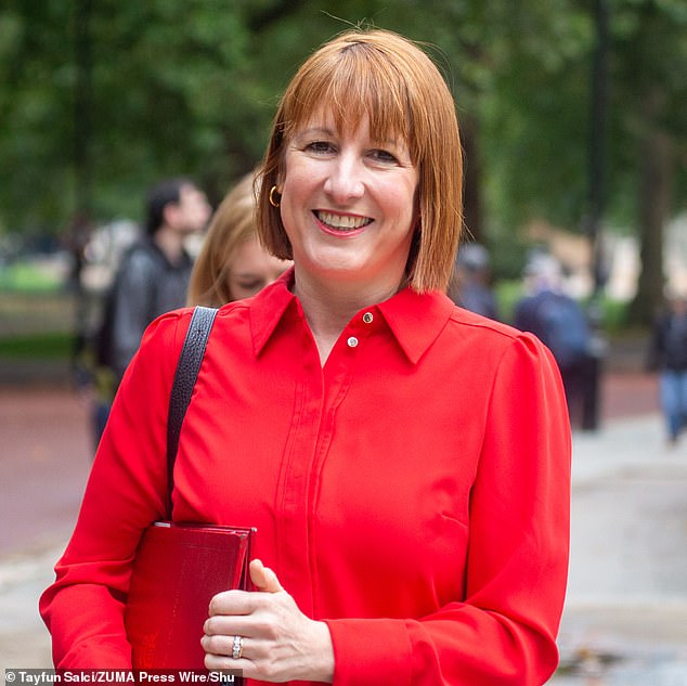 Rachel Reeves envisage une exemption pour les militaires