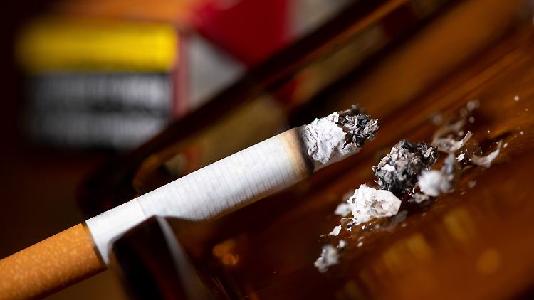 Un tribunal peut-il interdire à un père de fumer en présence de ses enfants ?