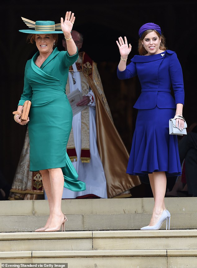 Sarah Ferguson et la princesse Béatrice avant la cérémonie