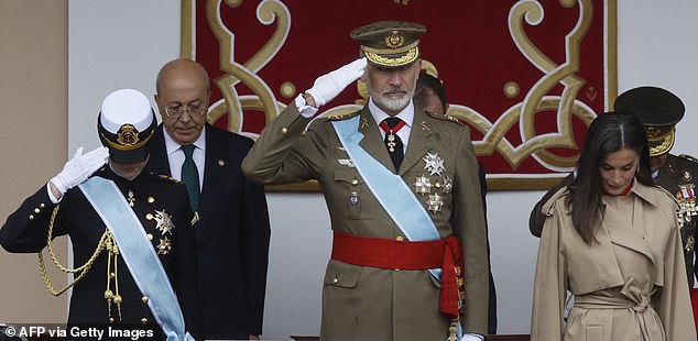 La Princesse Leonor, le Roi Felipe et la Reine Letizia lors de l'événement