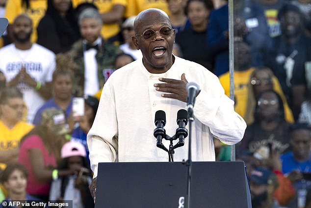 Samuel L. Jackson s'adressant à la foule