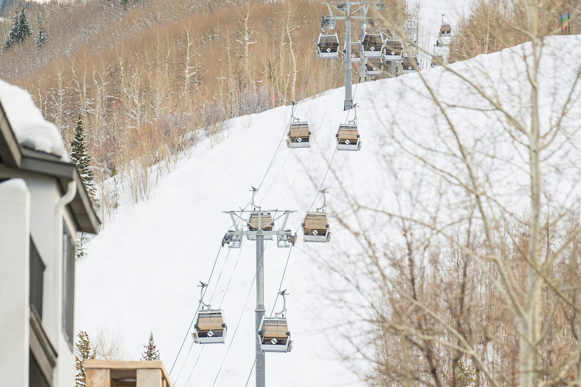 Vail Village avec ses remontées mécaniques