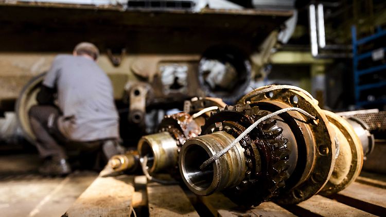 Maintenance d'équipements militaires