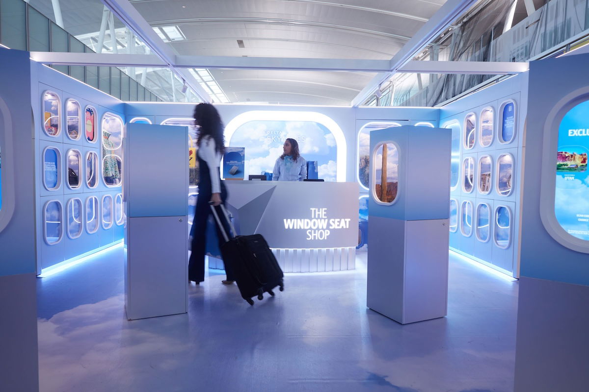 Souvenirs du Delta Window Seat Shop