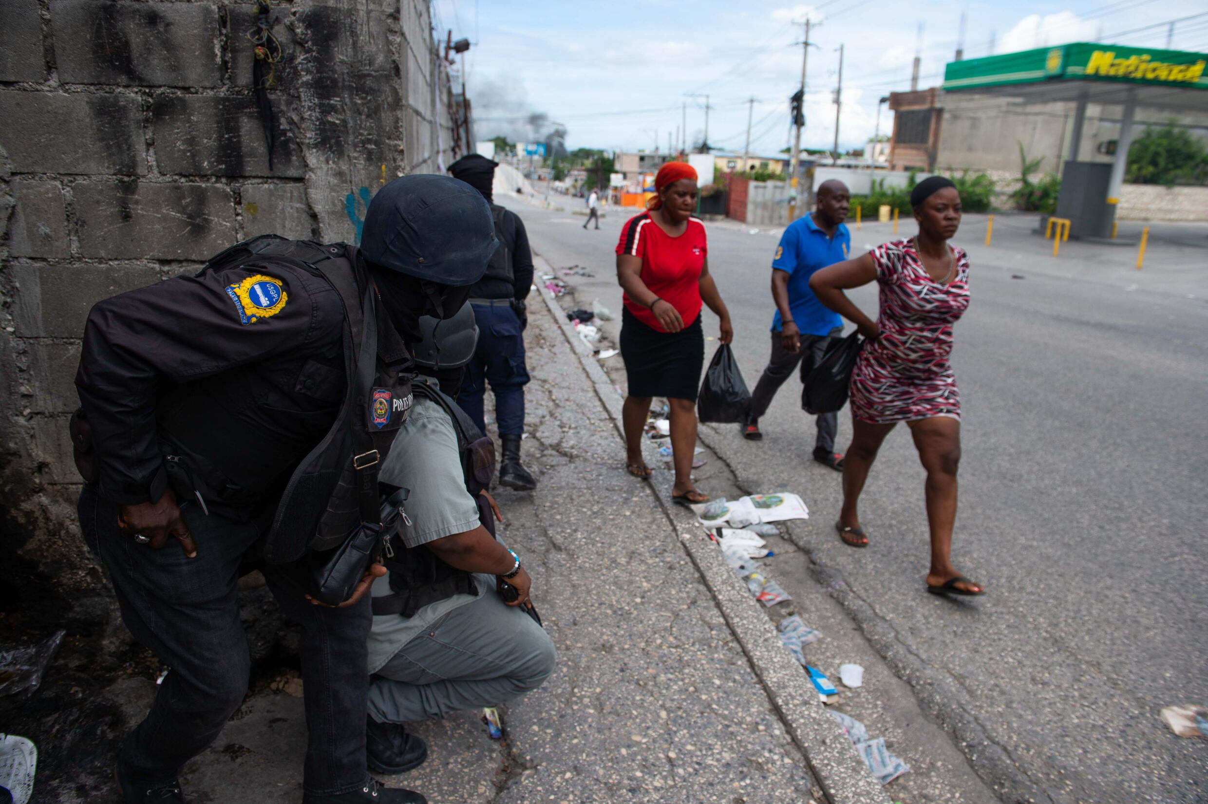 Des policiers déployés face à la violence des gangs à Port-au-Prince, en Haïti, lundi 11 novembre 2024.