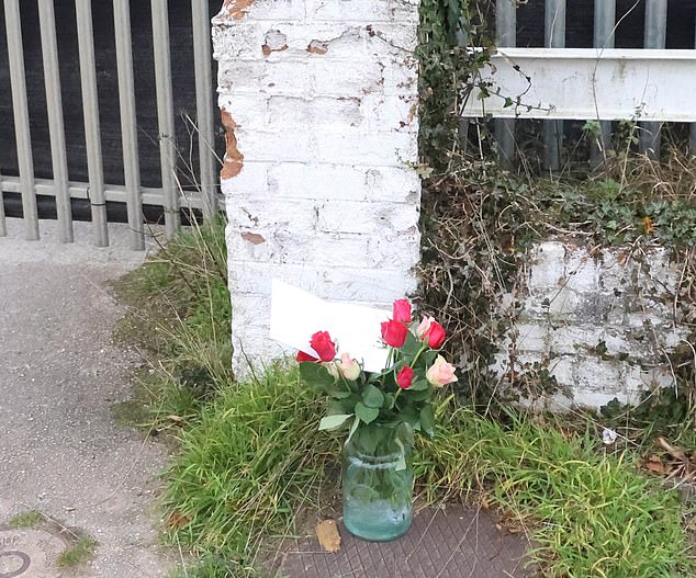 Des hommages laissés pour Savannah Bentham.