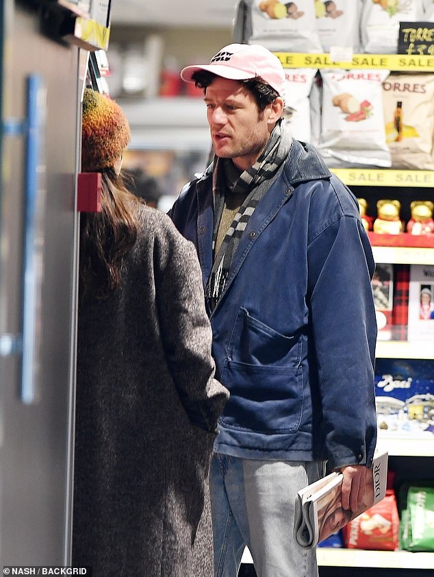 James et Charlotte au magasin