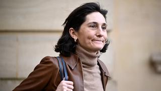 Amélie Oudéa-Castéra à Matignon
