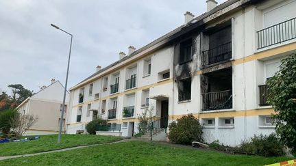 L'immeuble de Douarnenez touché par un incendie le 9 novembre. (SIMON CHENEAU / RADIO FRANCE)