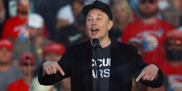 Elon Musk a affirmé ce lundi que les drones représentaient le futur des conflits dans les airs.