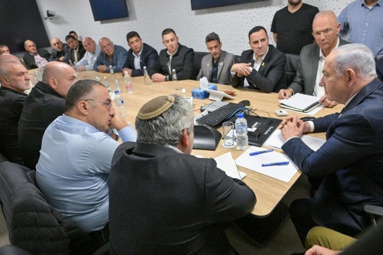 Netanyahu during a meeting with northern settlements leaders
