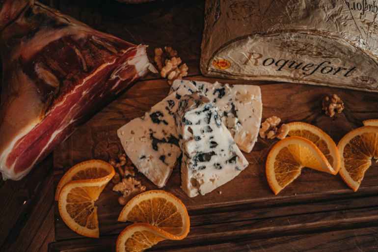 Fromage bleu moisi