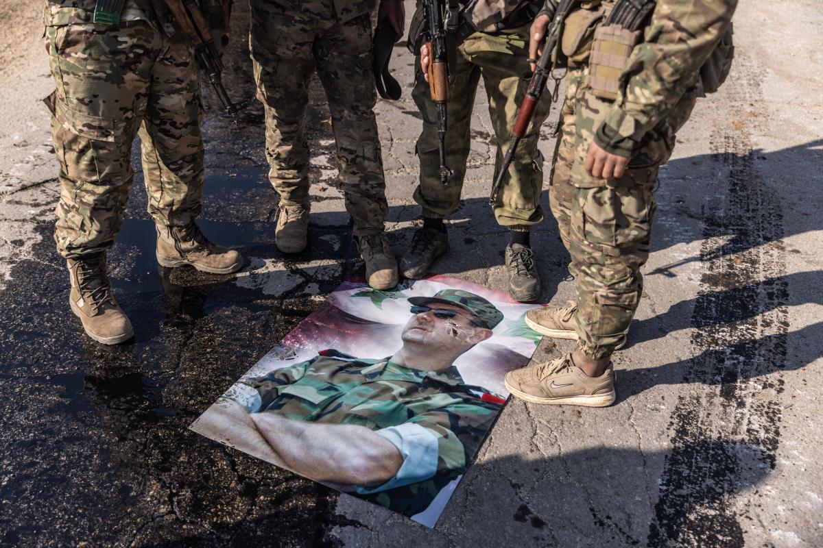 Des rebelles après avoir pris Kafr Naya