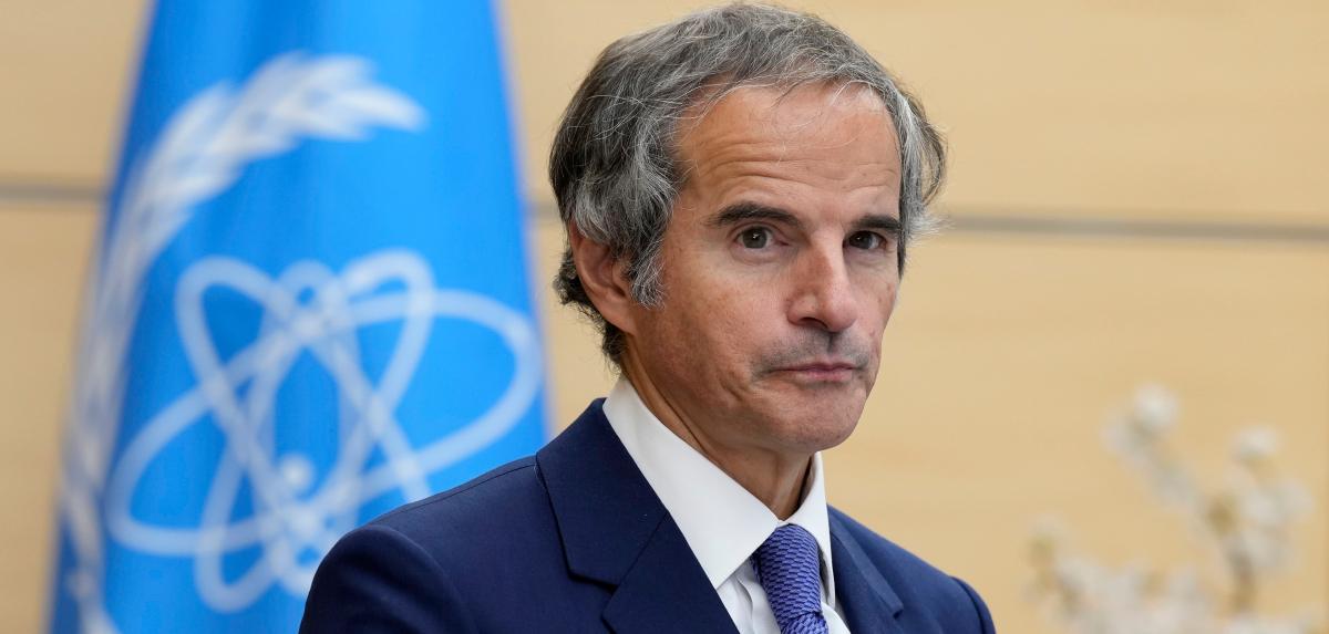 Rafael Mariano Grossi, directeur général de l'AIEA, lors d'une réunion à Tokyo.