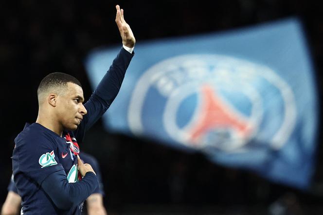 Kylian Mbappé sous le maillot du PSG, le 3 avril 2024, au Parc des Princes, à Paris.