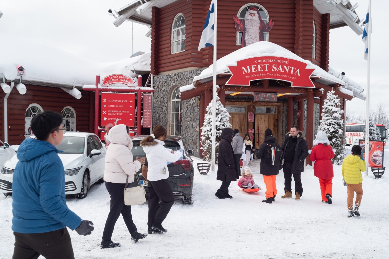 Visitez la femme du Père Noël au Santa Claus Village