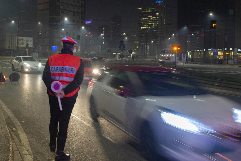 Un carabiniere en rue (archive)