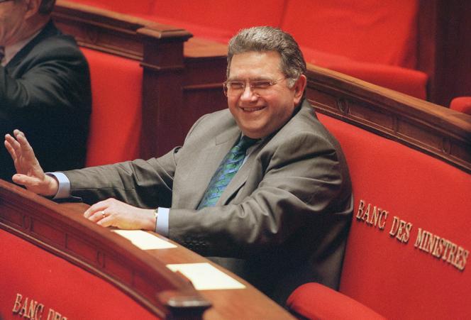 Claude Allègre, à l’Assemblée nationale, le 9 mars 1999.