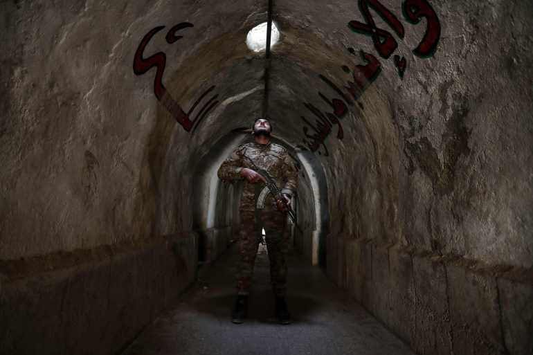Dépôts de munitions sous le palais de Damas