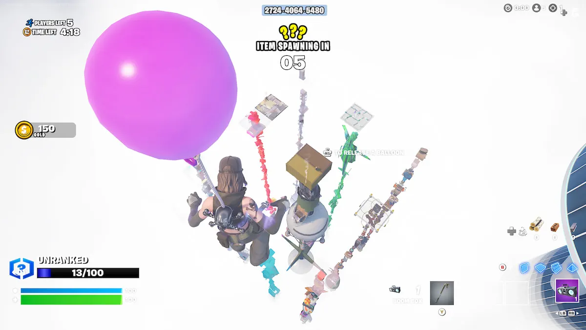 Un joueur flottant avec un ballon surplombant un match de Pillars