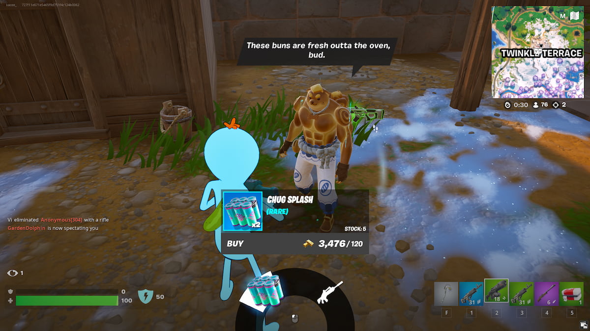 Mr. Meeseeks interagissant avec le PNJ Doughberman pour acheter des Chug Splashes dans Fortnite.
