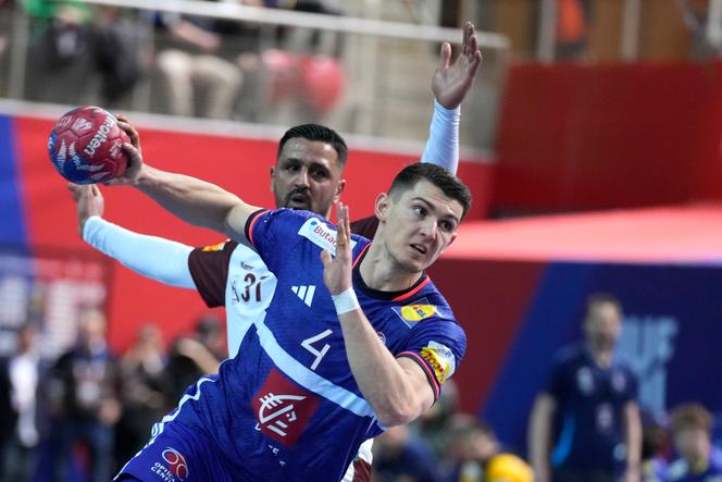 Le Français Aymeric Minne, lors de la victoire des Bleus face au Qatar, à Porec (Croatie), le 14 janvier 2025.