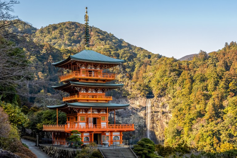 Temple Seiganto-ji avec chutes Nachi