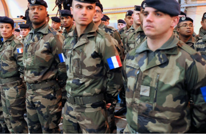 Côte d'Ivoire demande le retrait des forces françaises