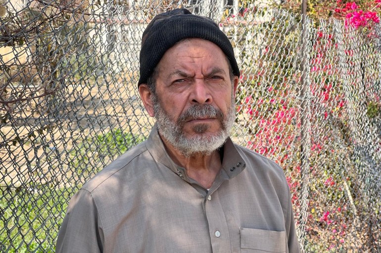 Mansour Mushtaha était entrepreneur avant la guerre, maintenant sans abri (Al Jazeera)