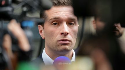 Jordan Bardella, le 8 juillet 2024, au lendemain des législatives. (DIMITAR DILKOFF / AFP)