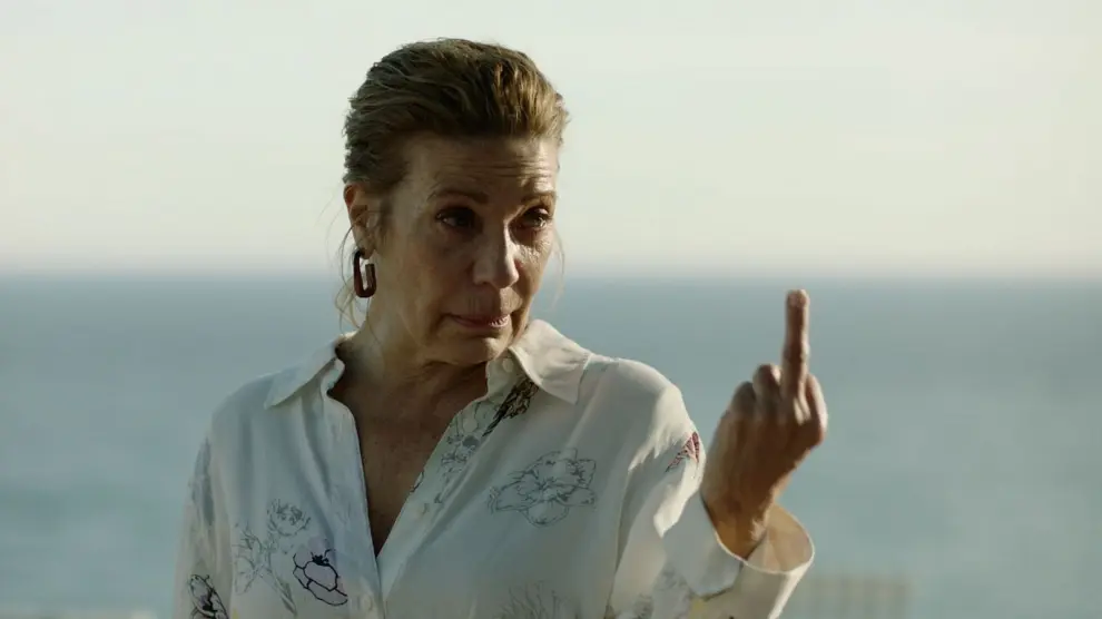 Emma Vilarasau dans Casa en llamas