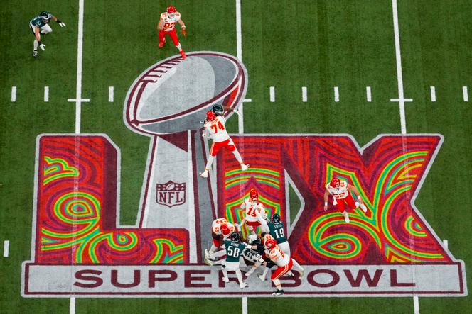Les Philadelphia Eagles (maillot vert) ont battu les Kansas City Chiefs, le 9 février 2025, au Caesars Superdome de la Nouvelle-Orléans (Louisiane), aux Etats-Unis.