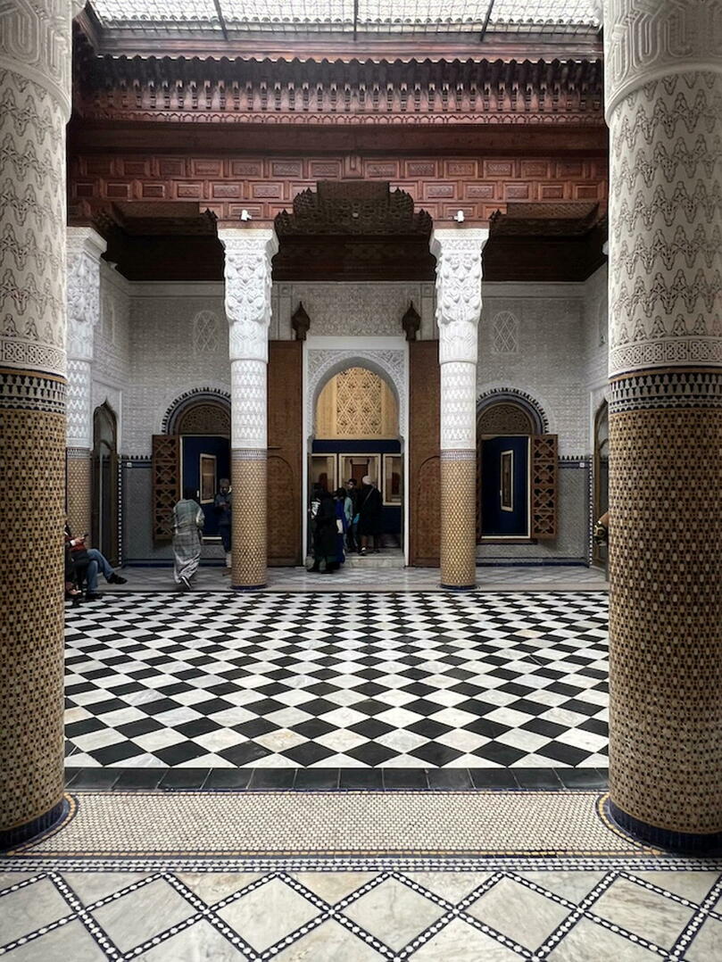 Le Musée des Confluences Dar El Bacha à Marrakech dévoile des photographies poignantes.