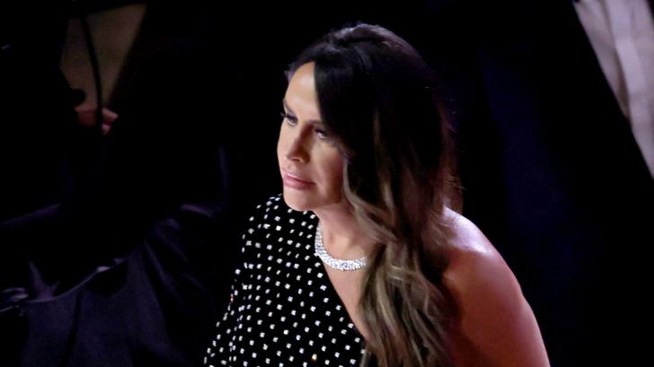 Aux Oscars 2025, Karla Sofía Gascón en prend pour son grade dès le discours d’ouverture de Conan O’Brien.