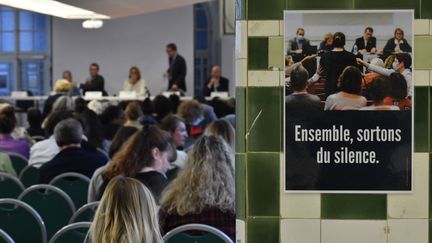Réunion publique de la Ciivise, commission sur l'inceste et les violences sexuelles faites aux enfants.