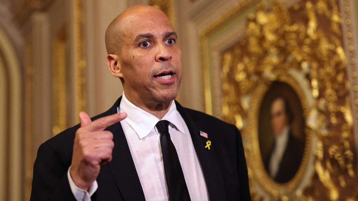 Cory Booker parlant au Capitole à Washington DC.