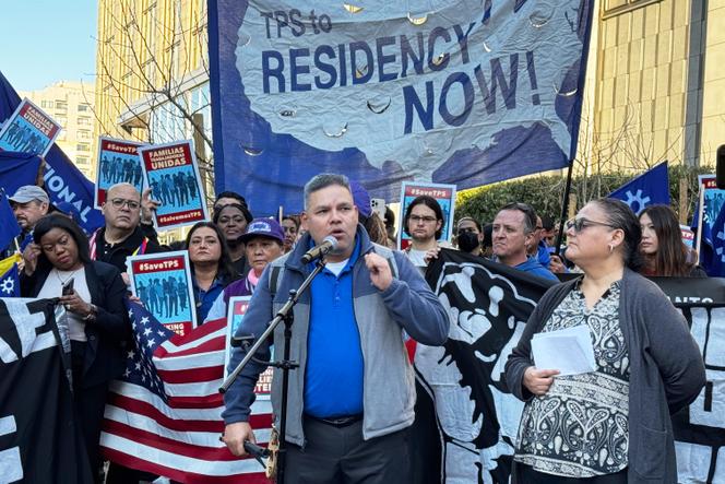 Manifestation pro-immigration devant un tribunal à San Francisco, le 24 mars 2025.