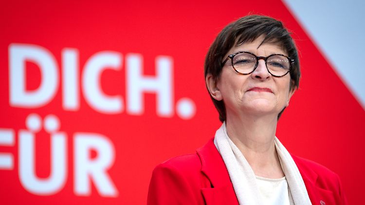 Esken n'a pas encore précisé ses ambitions concernant un poste au cabinet.