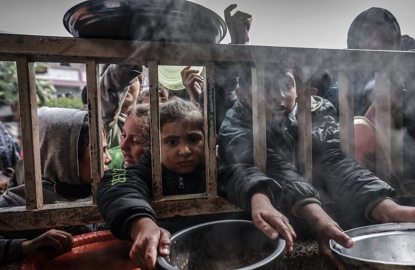 Entrepôts alimentaires vides à Gaza