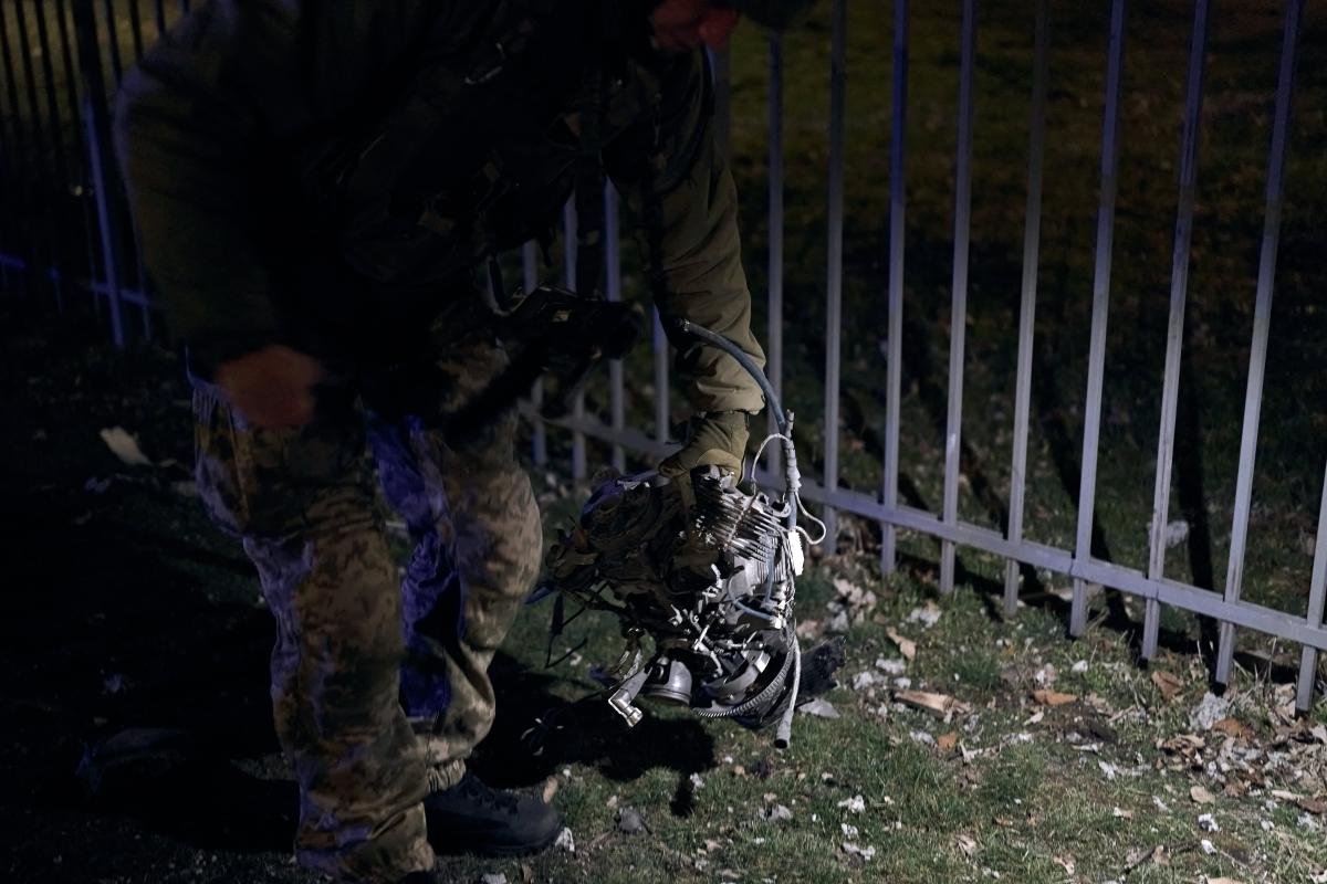 Débris d’un drone Shahed ayant frappé une maison à Lviv en mars 2025