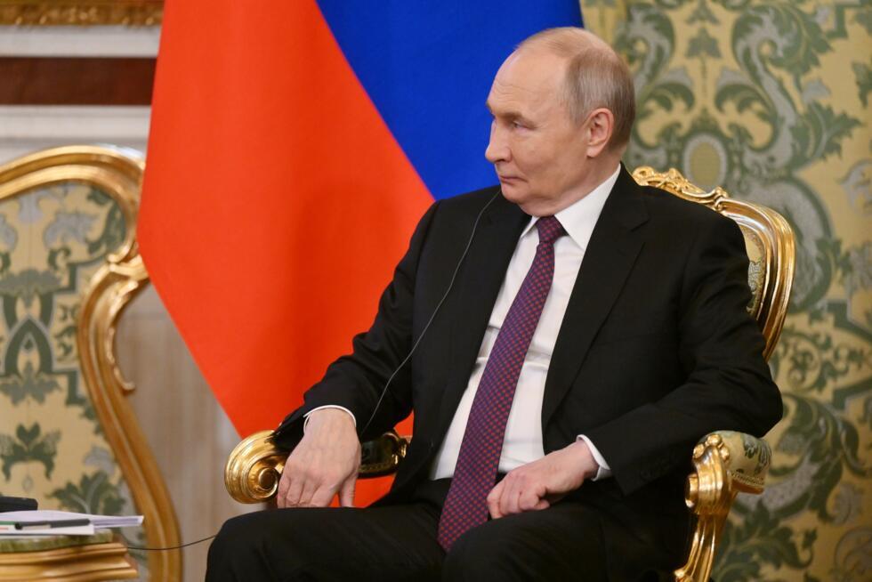 Le président russe Vladimir Poutine au Kremlin, le 22 avril 2025 à Moscou