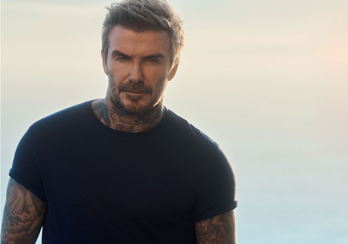 David Beckham portant la nouvelle collection printemps-été 2025