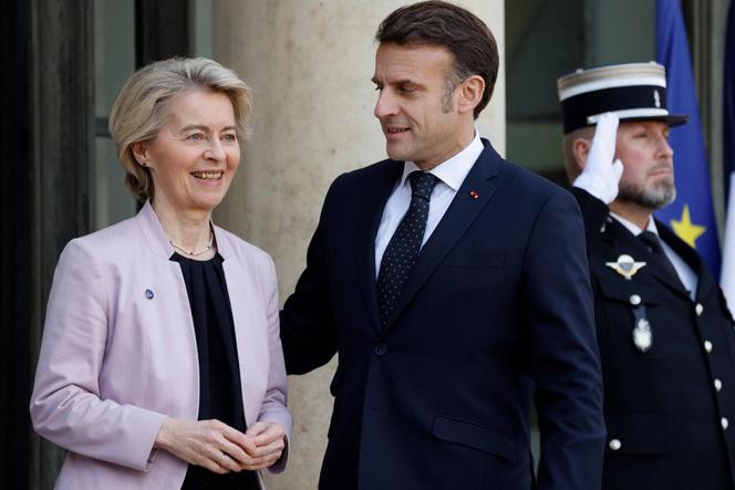 La présidente de la Commission européenne, Ursula von der Leyen, et Emmanuel Macron à l’Elysee, le 17 février 2025.