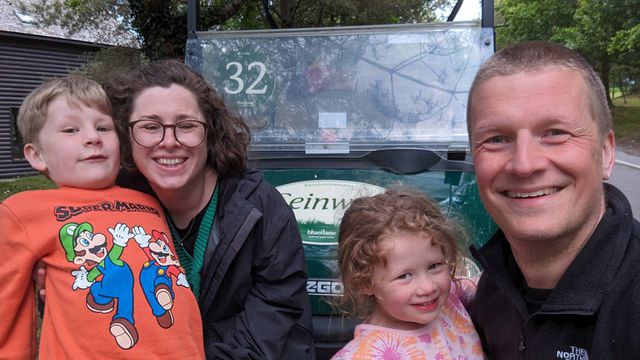 Thomas, Charlotte, Anna et Johnny Coxon