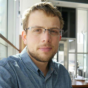 Portrait d'Elliott Hedman, chercheur