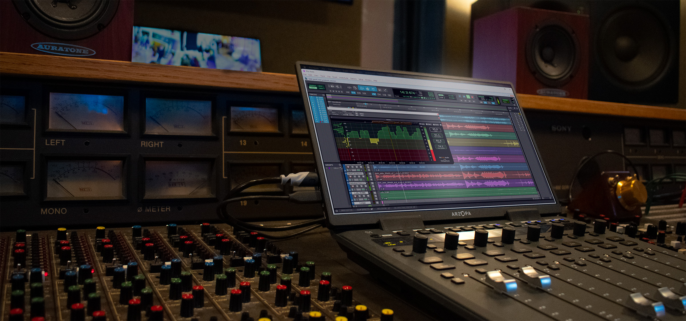 Interface du plug-in DialogCheck de Nugen Audio